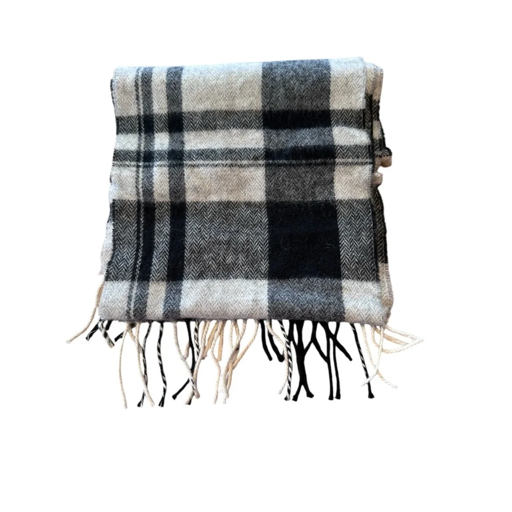 Italian Wool Plaid Scarf Gray Black Classic Minimal Winter Rectangle Made Italy